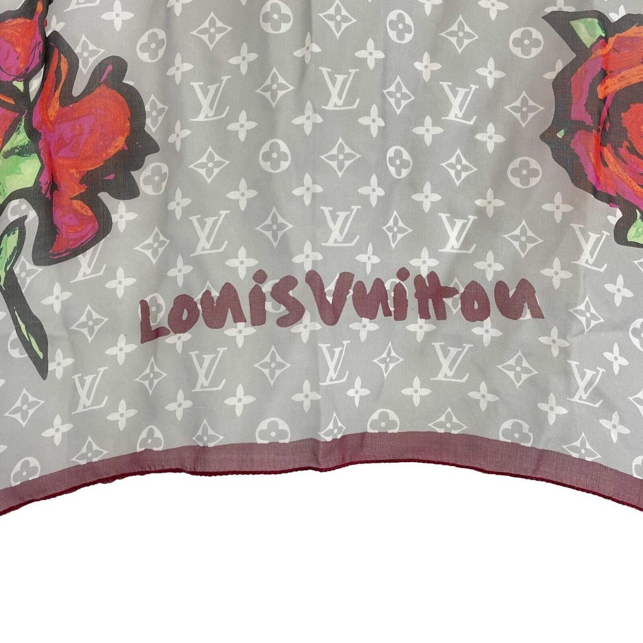 Louis Vuitton shorts wool and silk from Virgil - Depop