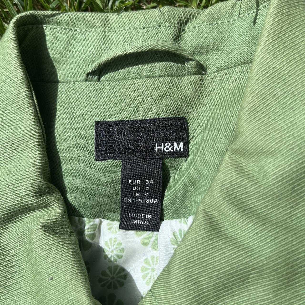 H&M Women's White and Green Coat Depop