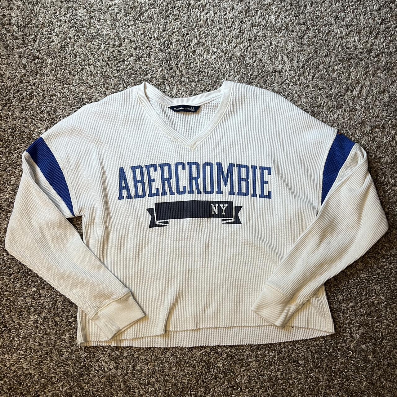 Super cute Abercrombie & fitch long sleeve top! In... - Depop