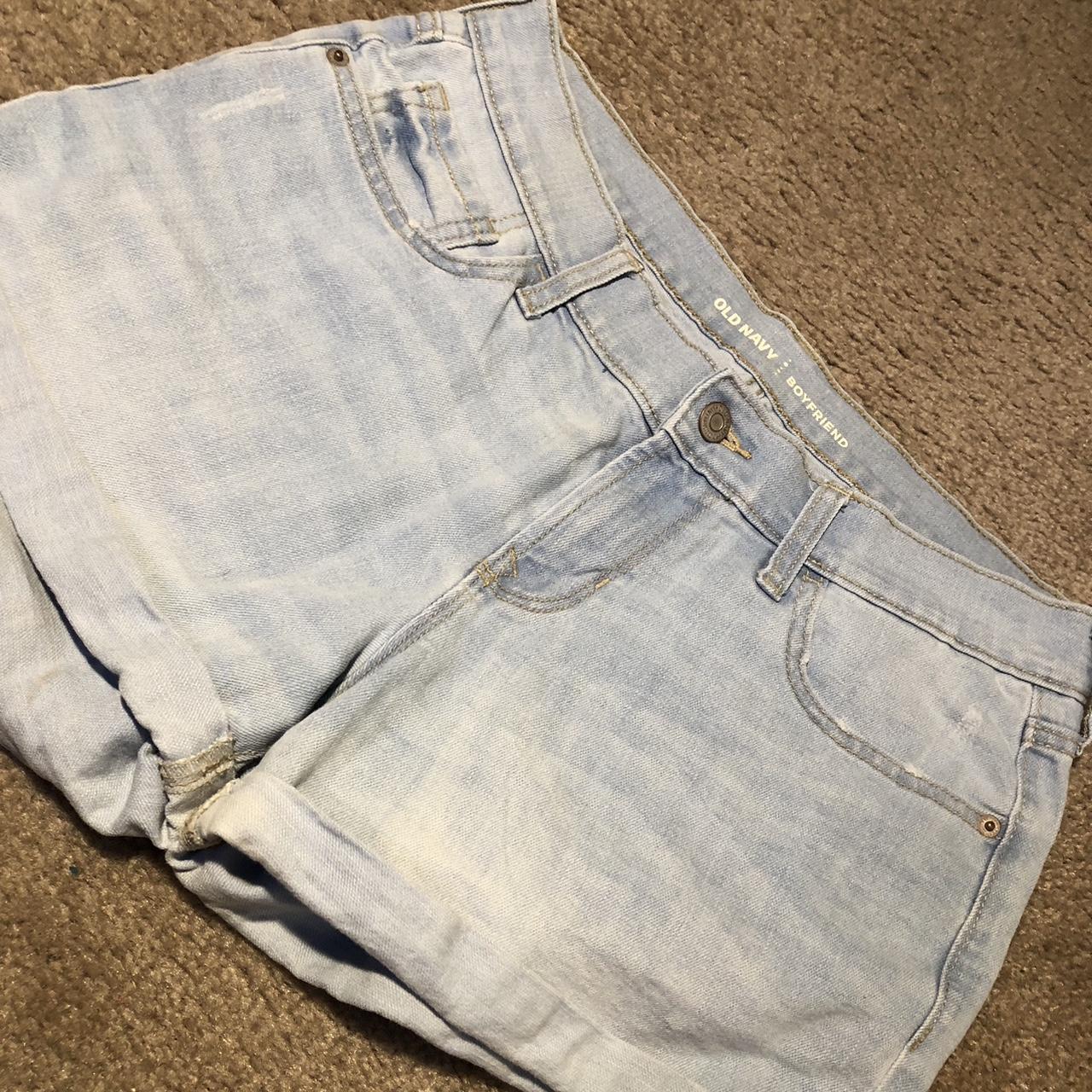 old navy light wash boyfriend shorts 🩵 #shorts #denim - Depop