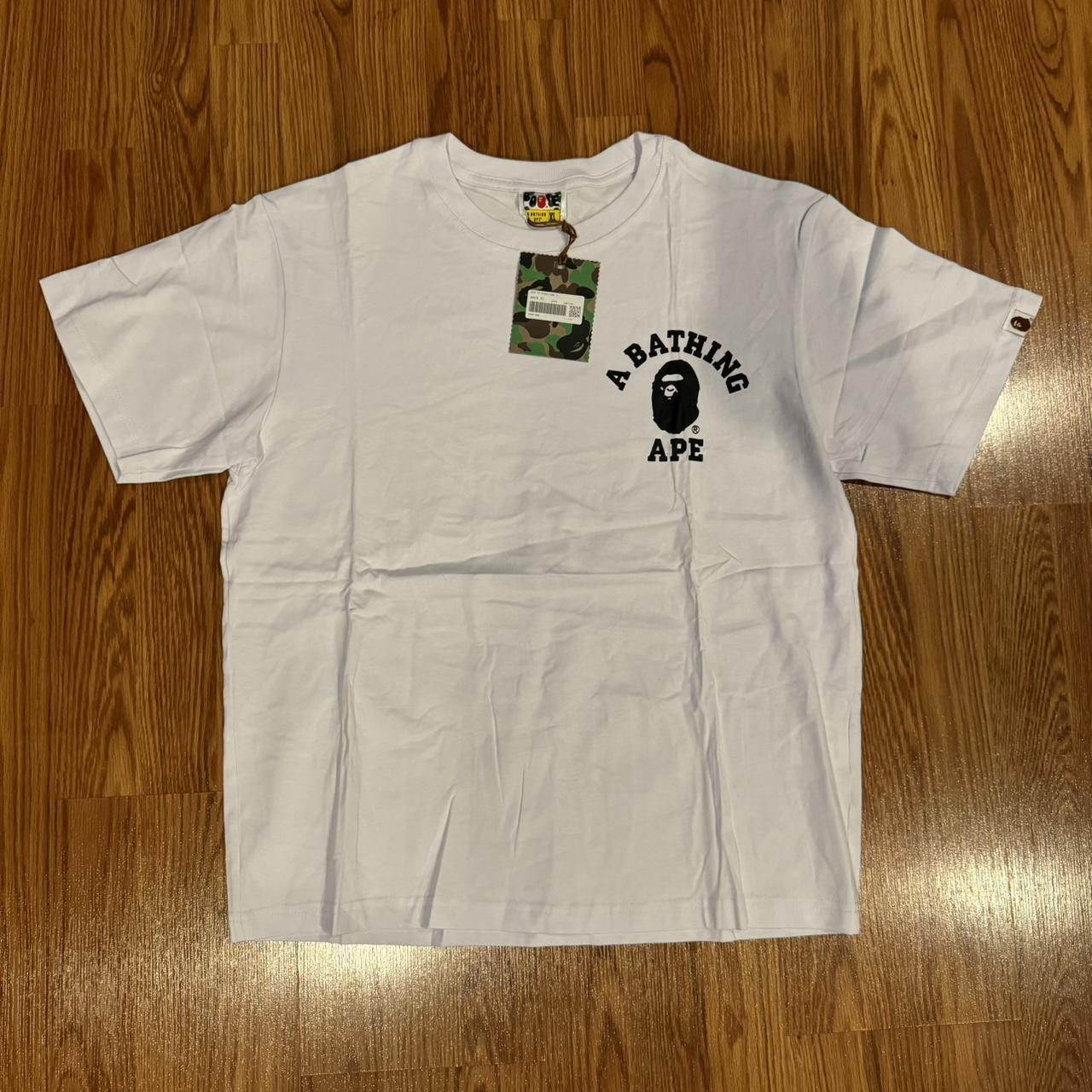BAPE® APES TOGETHER STRONG Tシャツ　エイプ BAPE® APES TOGETHER STRONG Tシャツ エイプ Bape Bape “ Apes