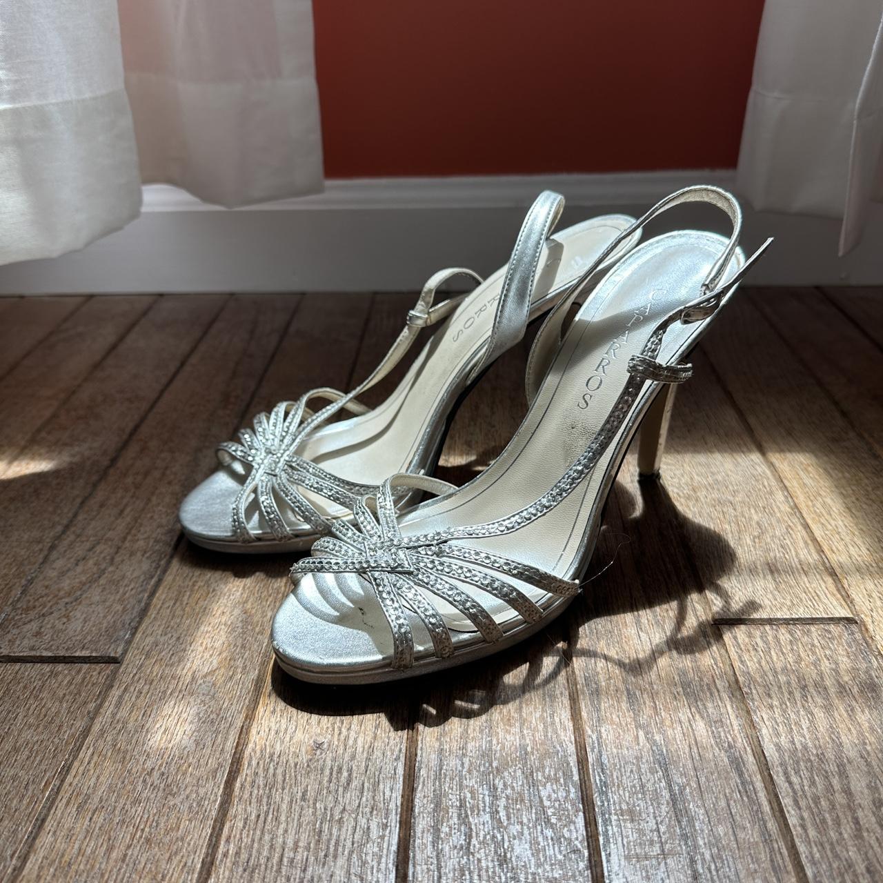 Silver heels sales size 3