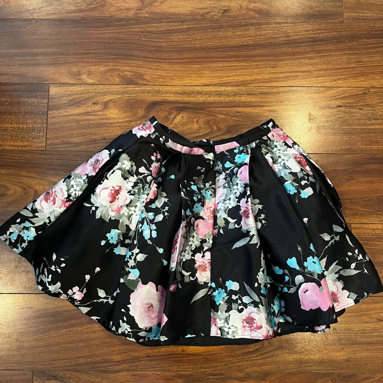 Source Unknown Women's Mini Skirt - Multi/Black -… - image 2