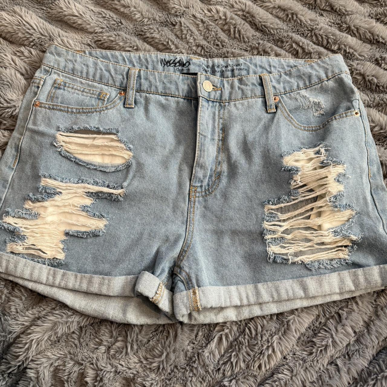 item listed by naimasanders2008