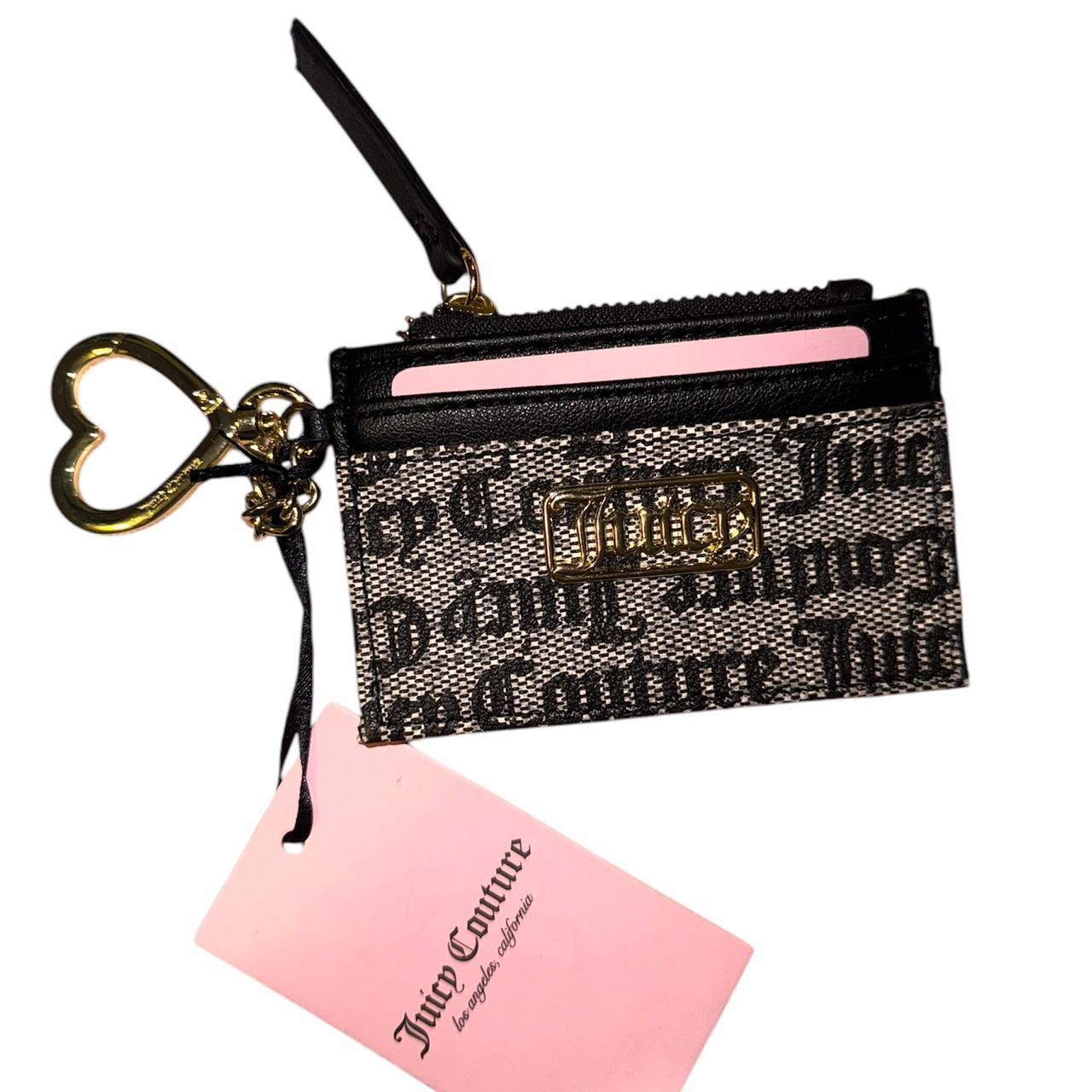 item listed by flawlyssss