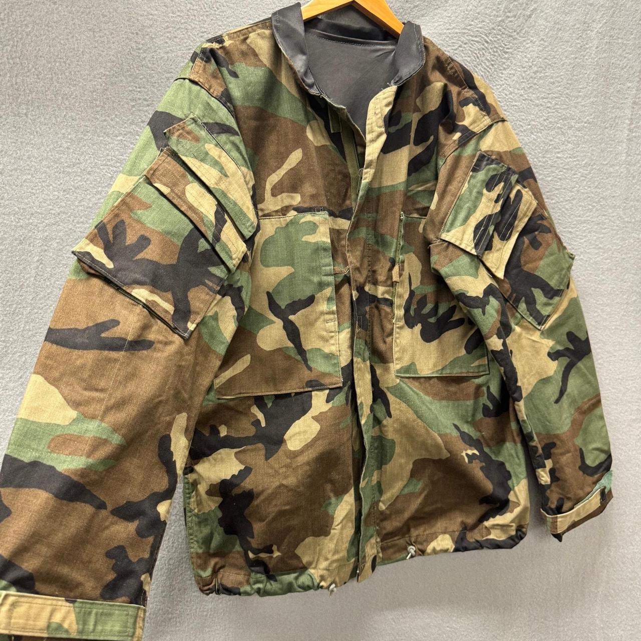 Preloved Men's Outdoors Jacket - Green/Brown - S … - image 2