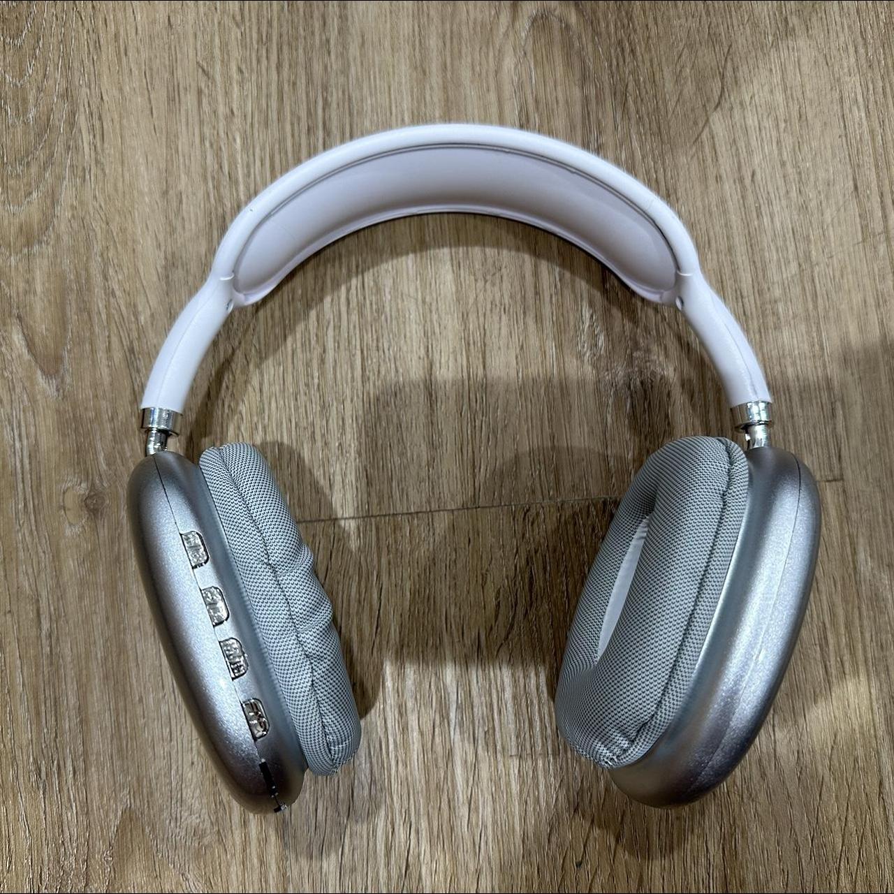 AirPods Headphones DUPE THESE ARE DUPES! They work... Depop