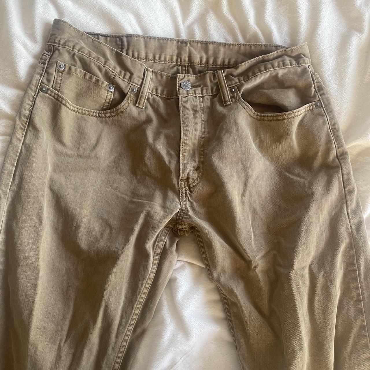 Levi's Women's Trousers | Depop