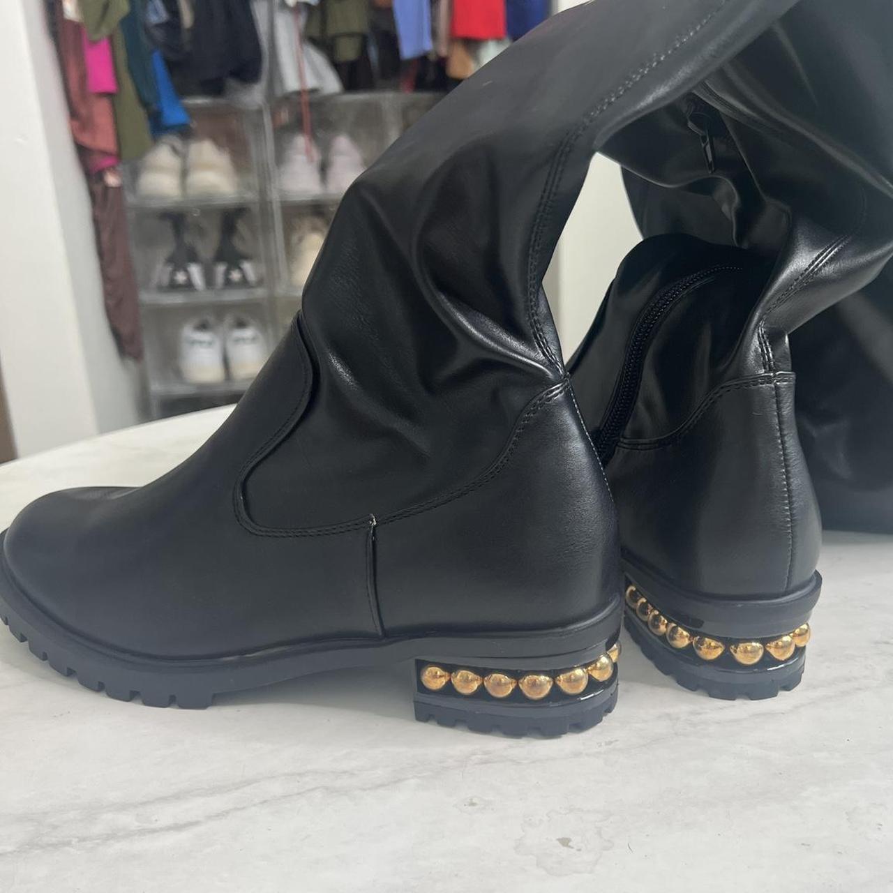 Women's Black and Gold Boots | Depop