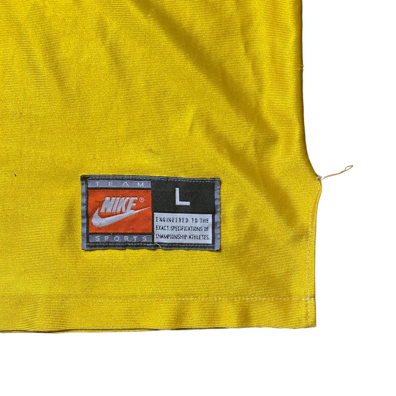 Nike Men's Yellow Vest (4)
