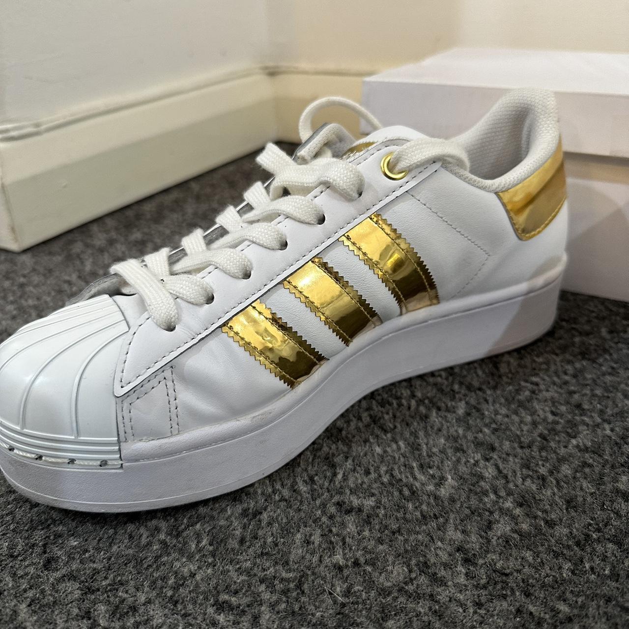 Womens Superstar Bold Gold Adidas Superstar Trainers Adidas