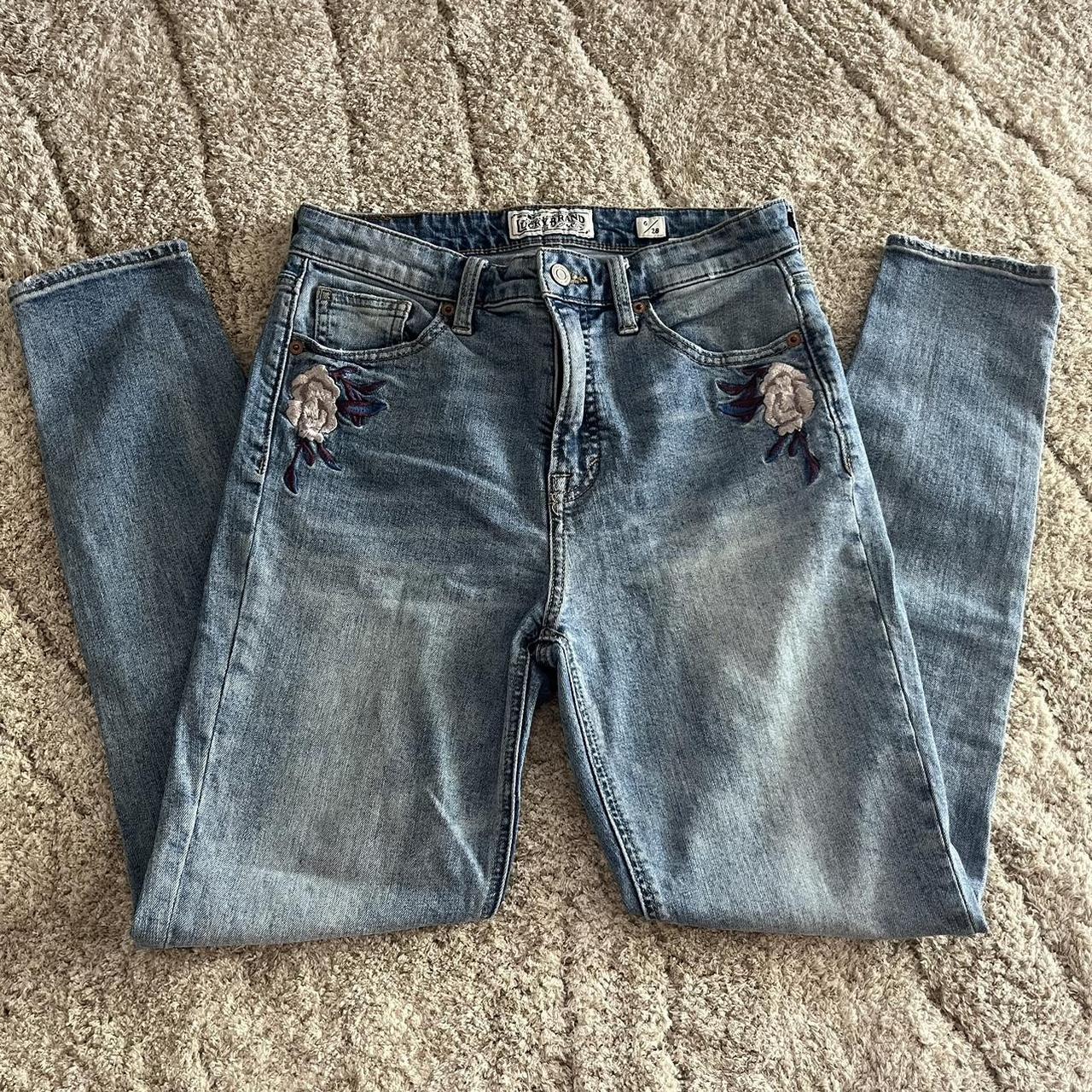 Lucky Brand Skinny Jeans Button Fly Light Wash - Depop