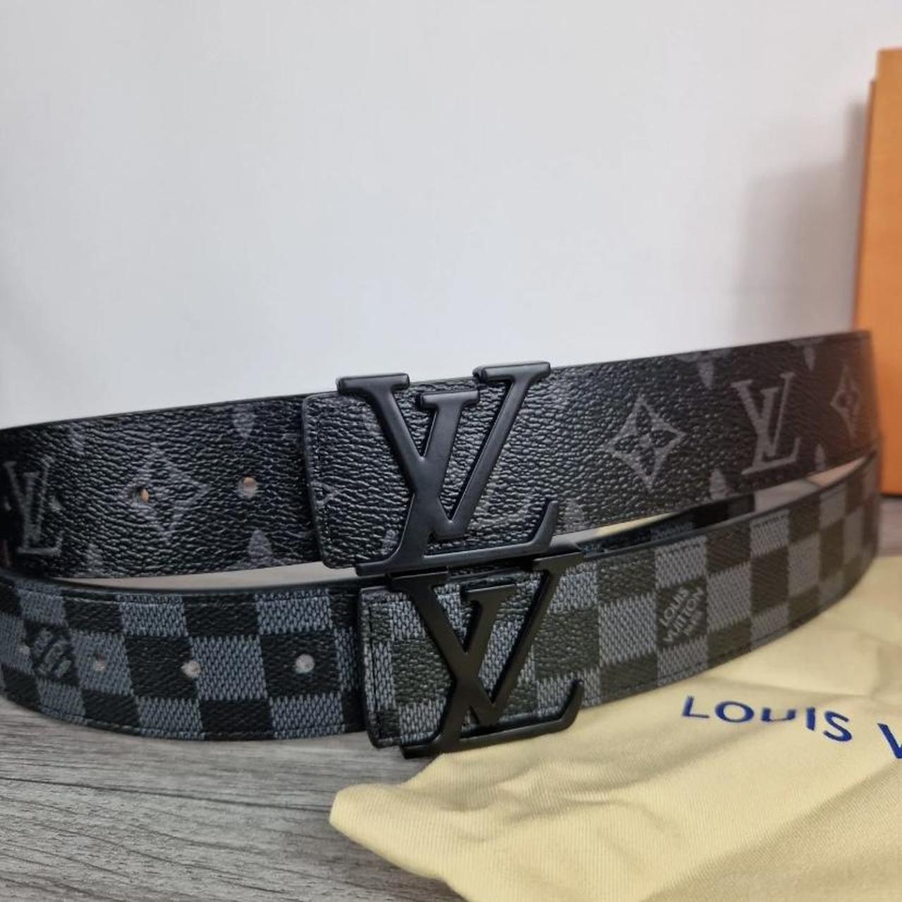 Louis Vuitton Men's Black and Grey Belt | Depop