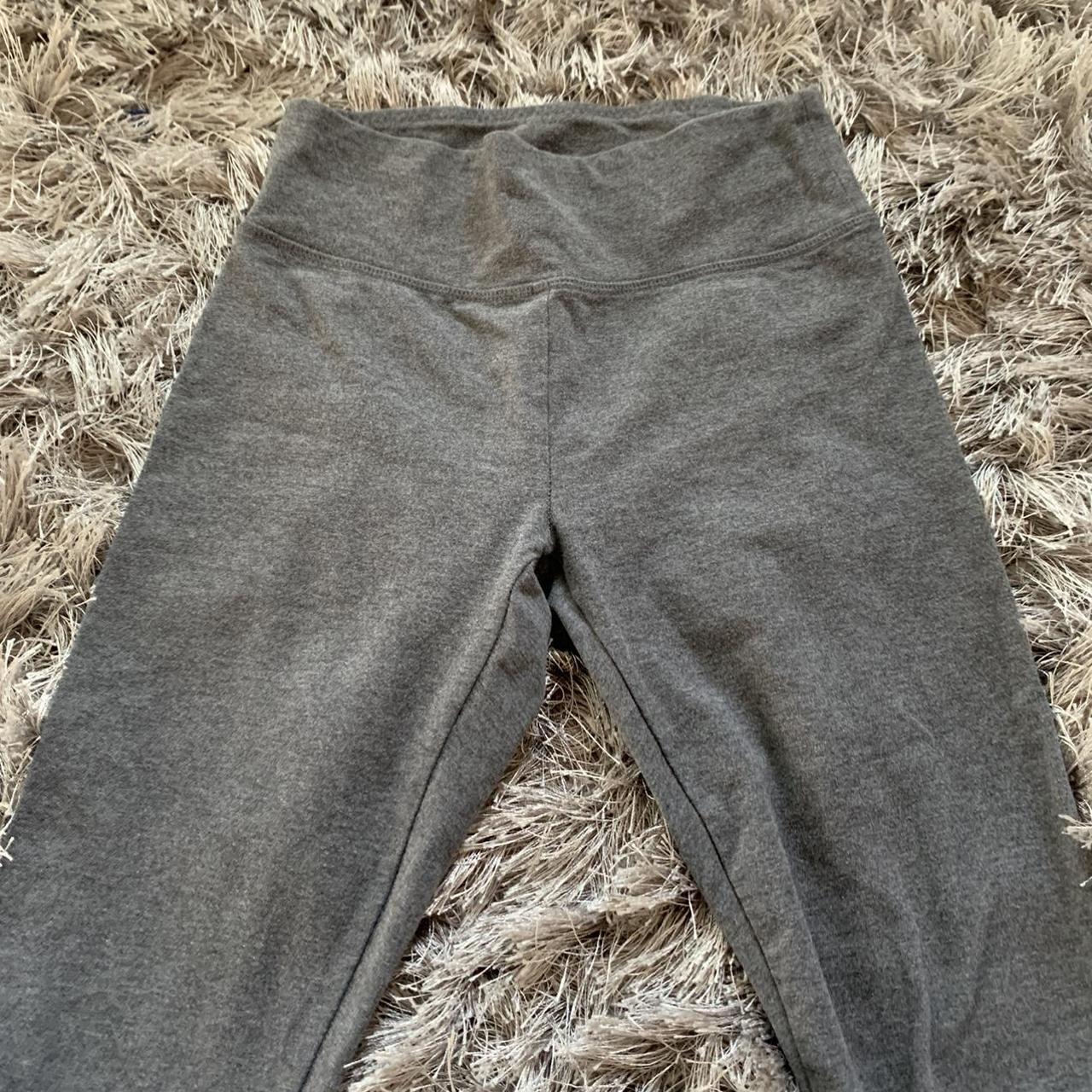 Aerie dark grey heathered leggings Great... Depop