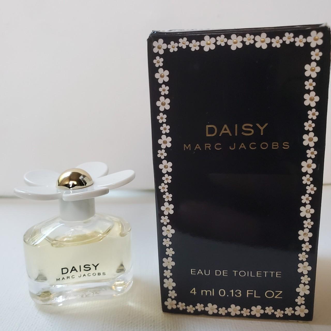 Daisy marc discount jacobs black box