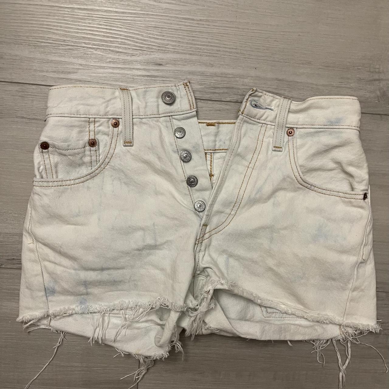 item listed by kaylaaalamm