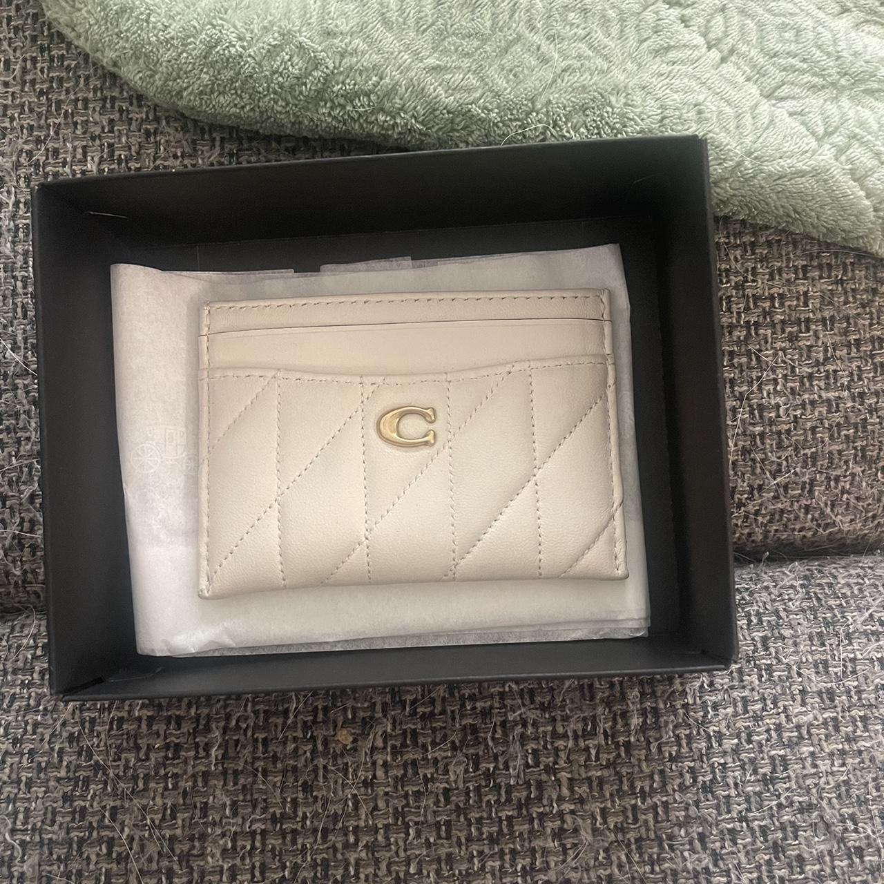 Coach quilted chalk/white/Cream offers wallet