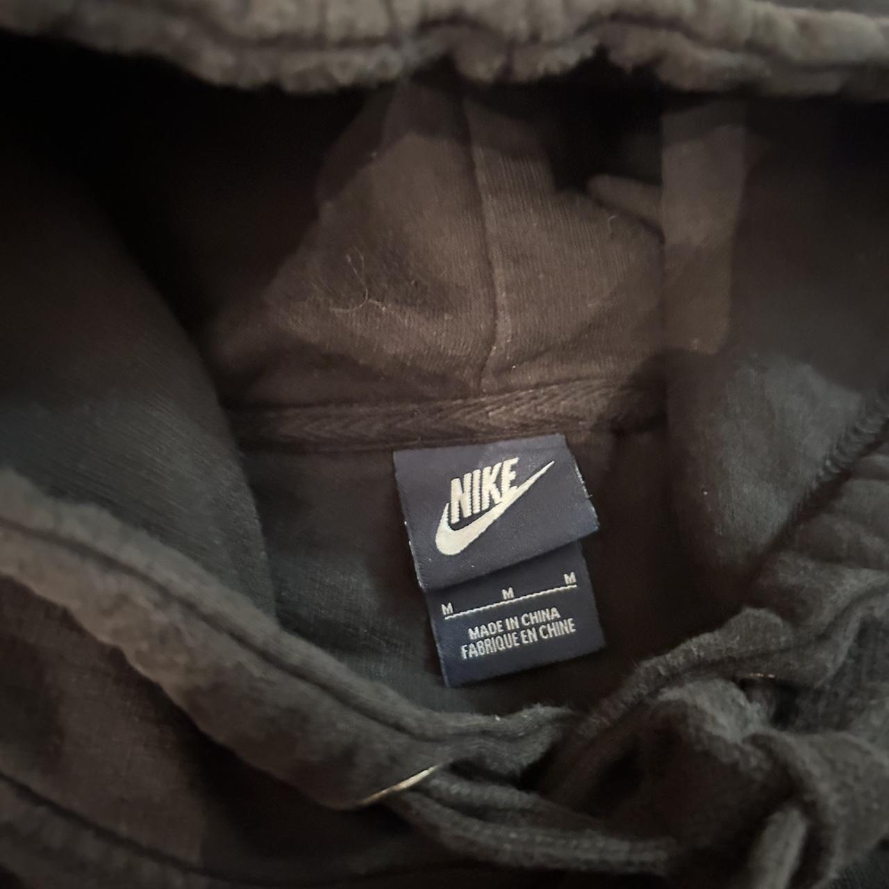 Nike hoodie Size medium 10/10 condition - Depop