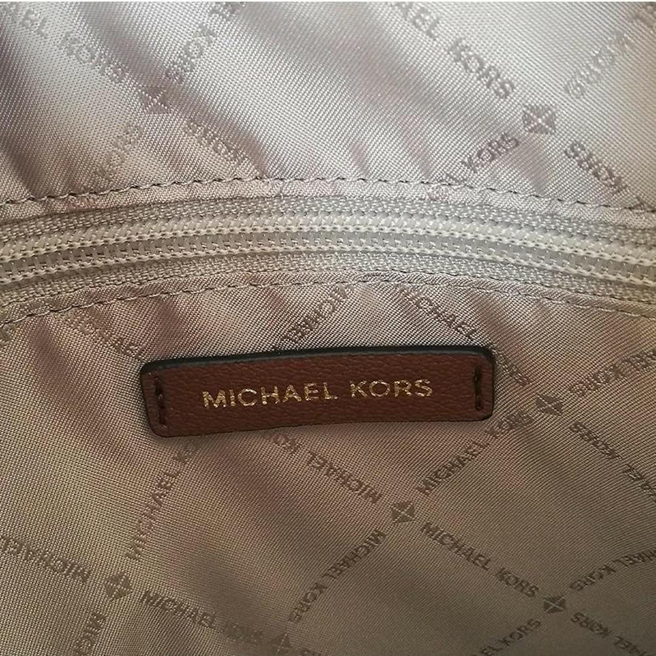 Michael Kors Purse & wallet Charlotte Top Zip Tote - Depop