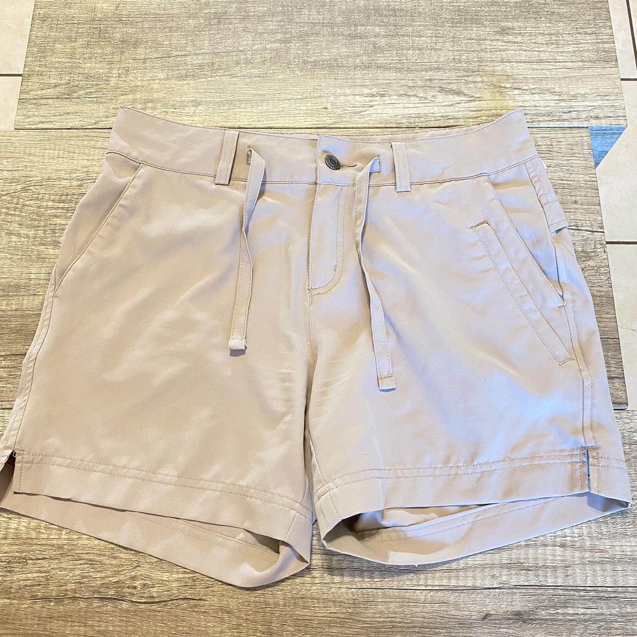 Magellan outdoors women shorts Size s Pick up only - Depop