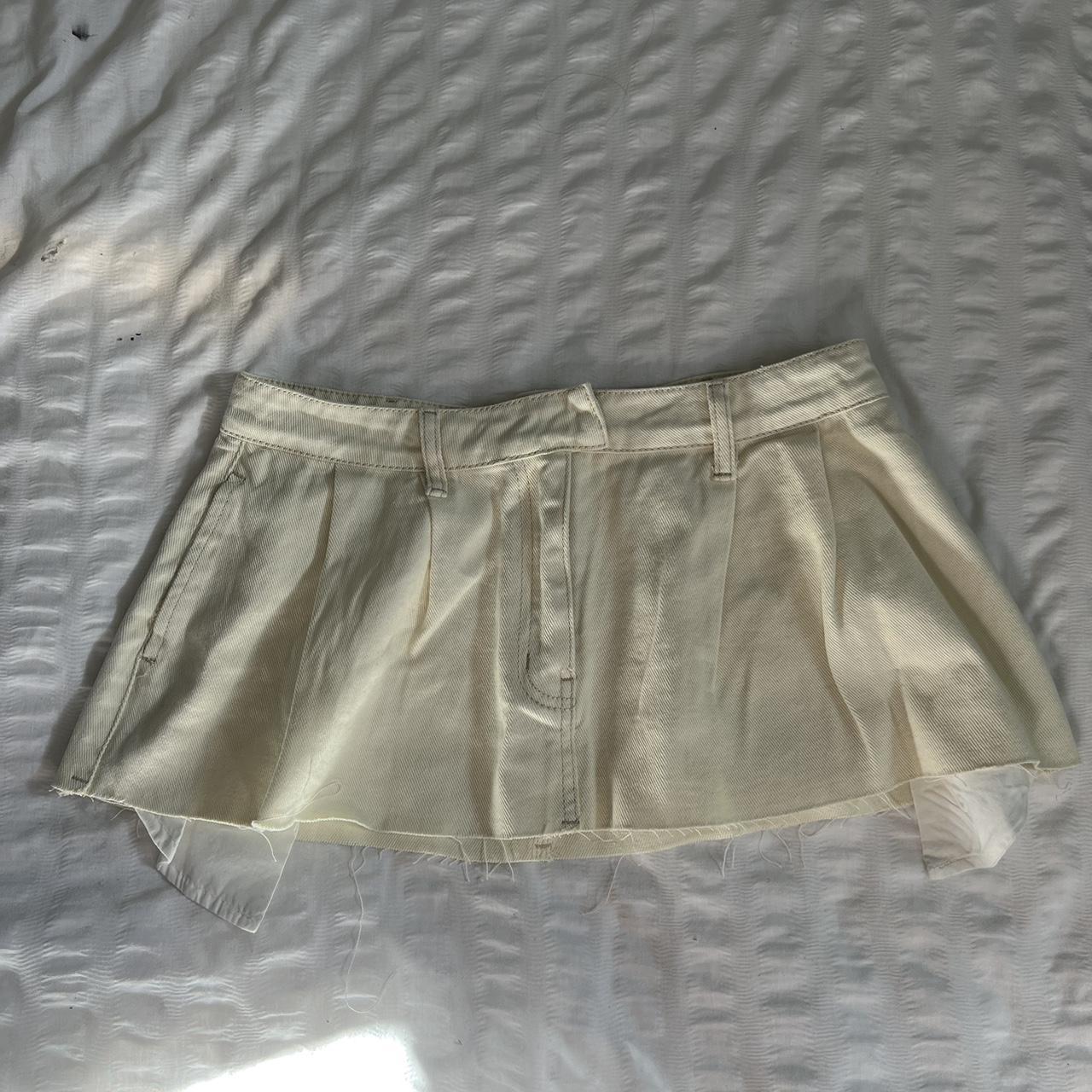beige mini skirt too big on me but super cutee never... Depop