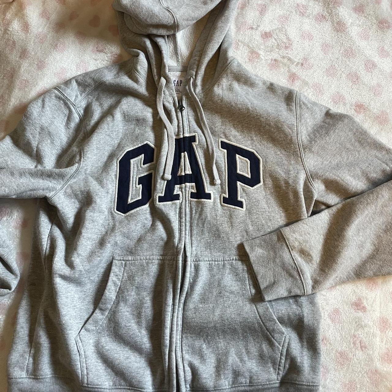 Gap Women's Grey and Navy Hoodie | Depop