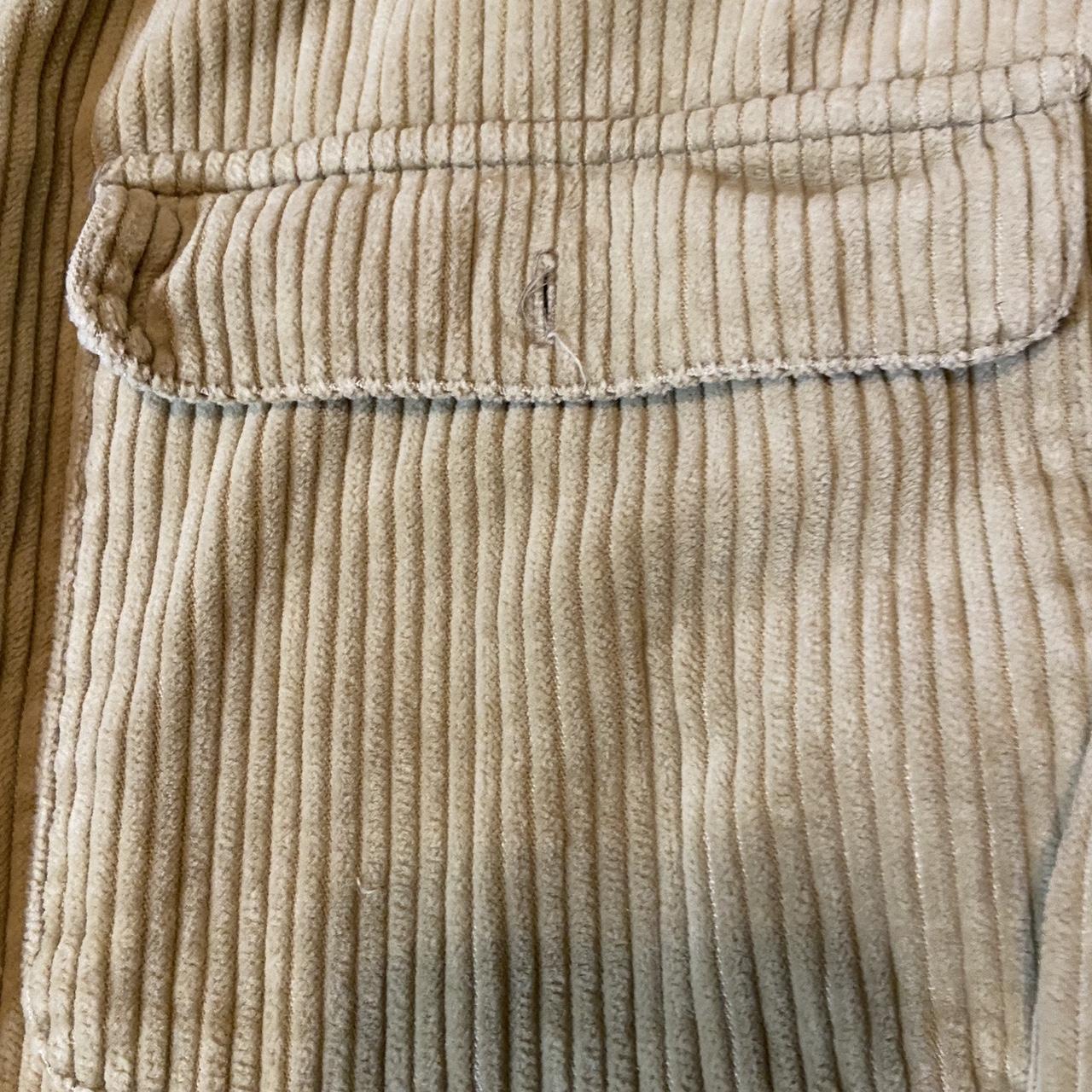 Men’s vintage coil zip up jacket sizing in Large... - Depop