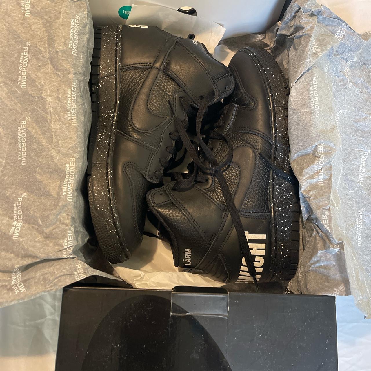 worn nike dunks