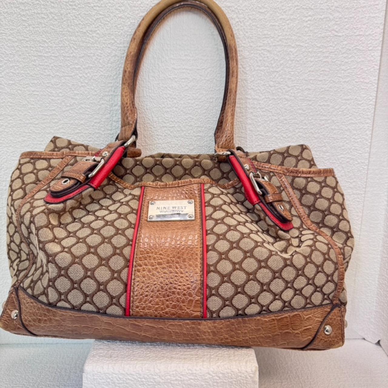 item listed by etheltheresellgirl