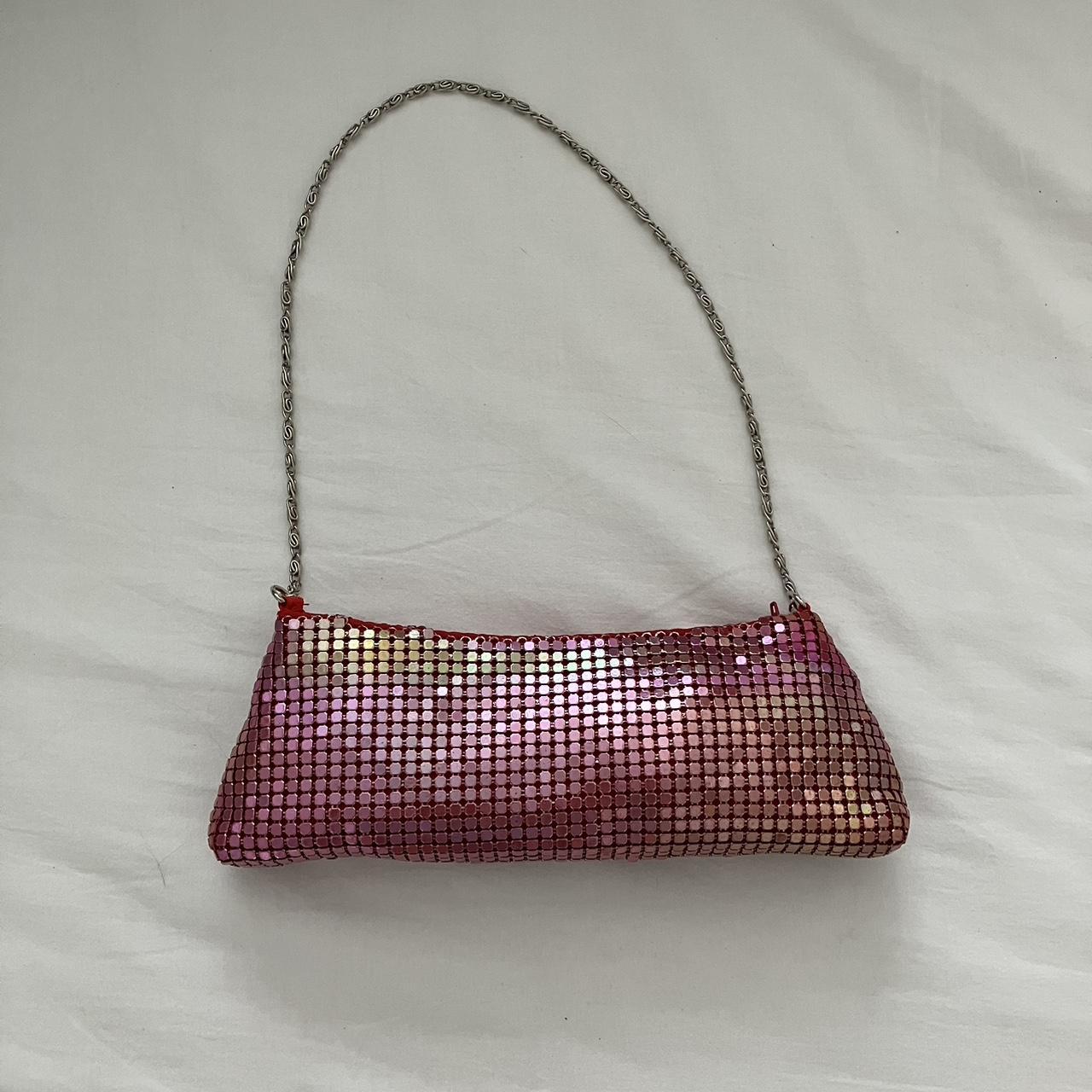 The cutest pink chain Mail shoulder bag! Doesn’t... - Depop