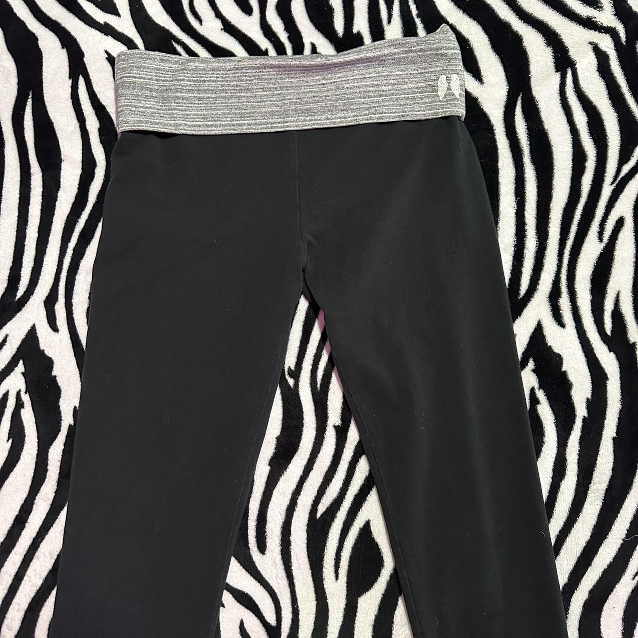 🖤Victoria secret angel wings yogas🖤 Cyber early - Depop