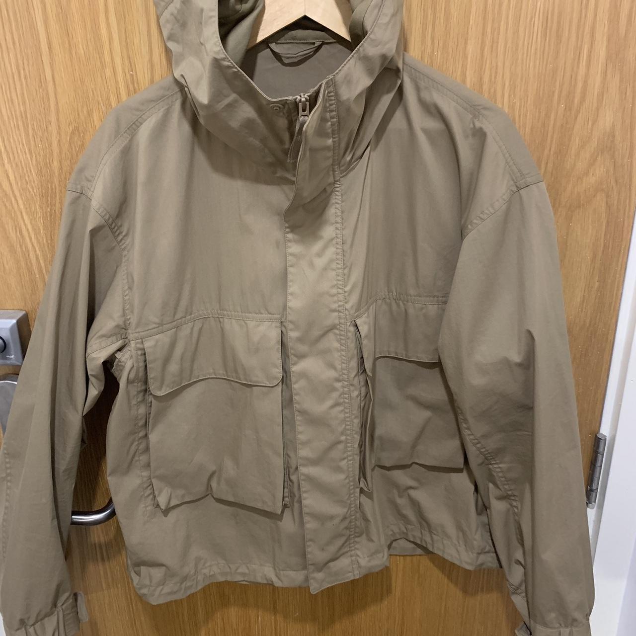 UNIQLO Utility Hooded Jacket Size Medium Beige | Depop