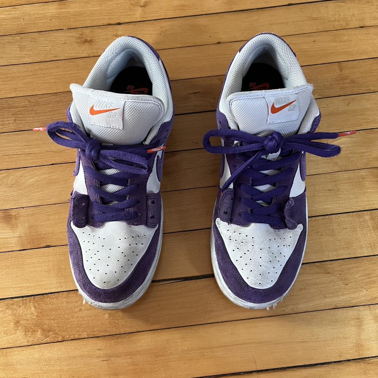 nike sb white and purple