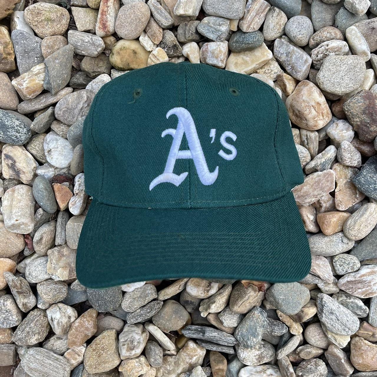 Vintage Oakland Athletics MLB Baseball Sports Plain Logo Signed Hat Cap  Snapback