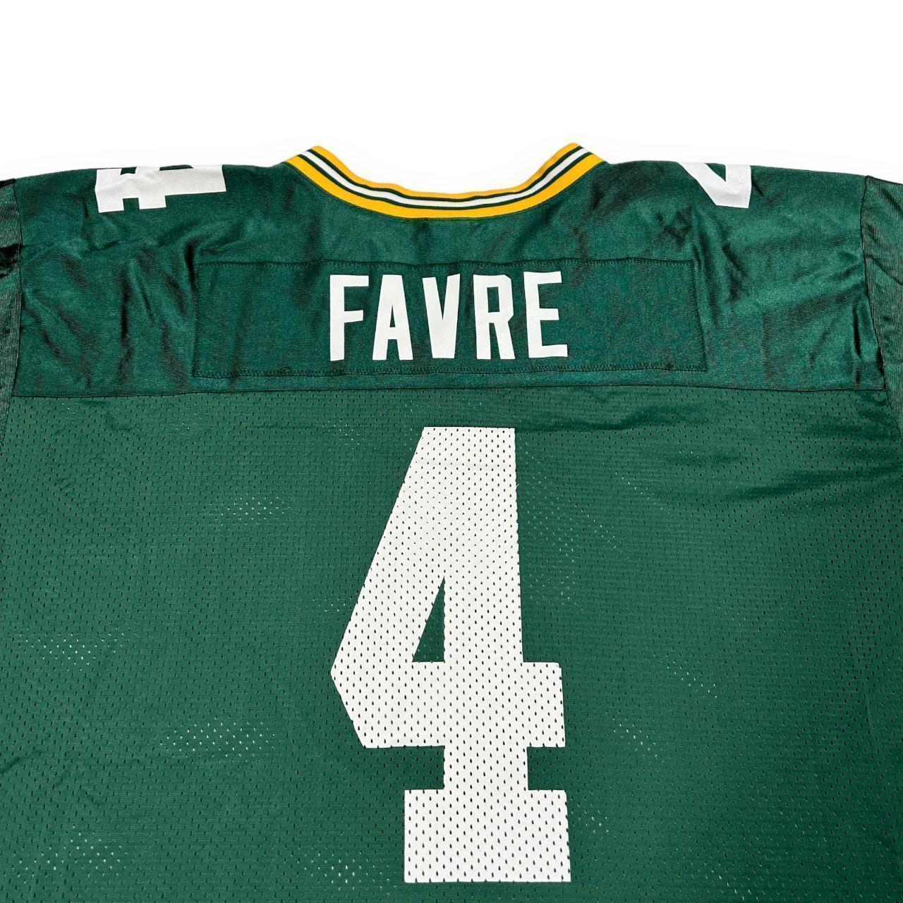 Vintage Nike Brett Favre jersey Size Large - Depop