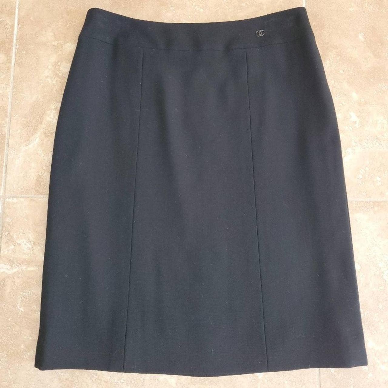 Chanel Women's Black Skirt | Depop