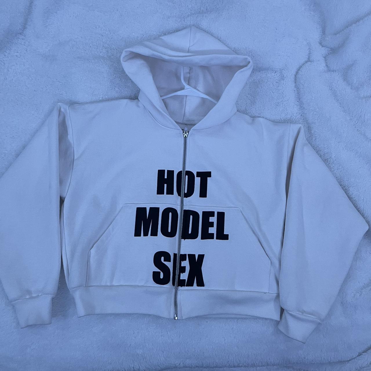 HOT MODEL SEX CROPPED WHITE ZIP UP HOODIE •Size:... - Depop