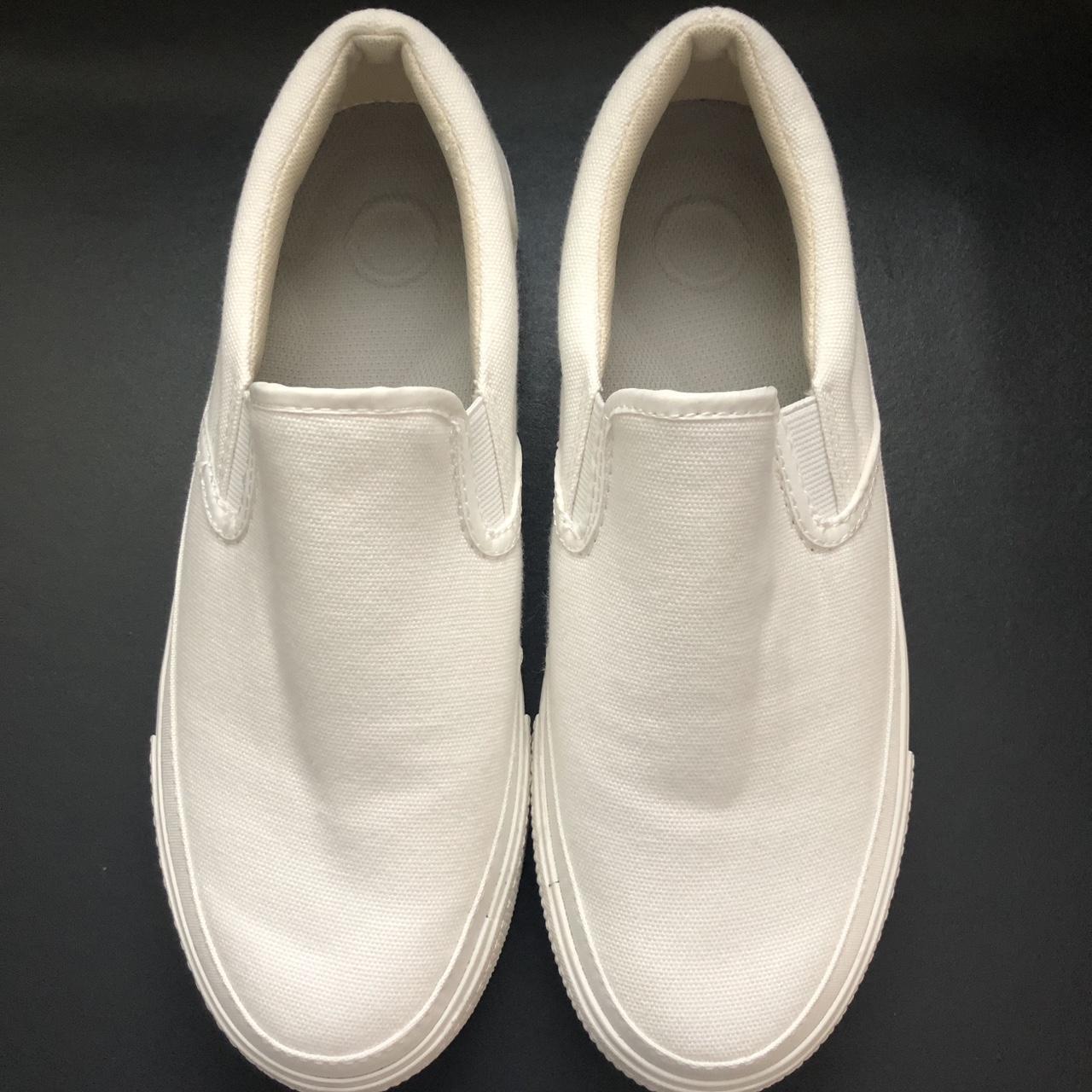 muji white sneakers