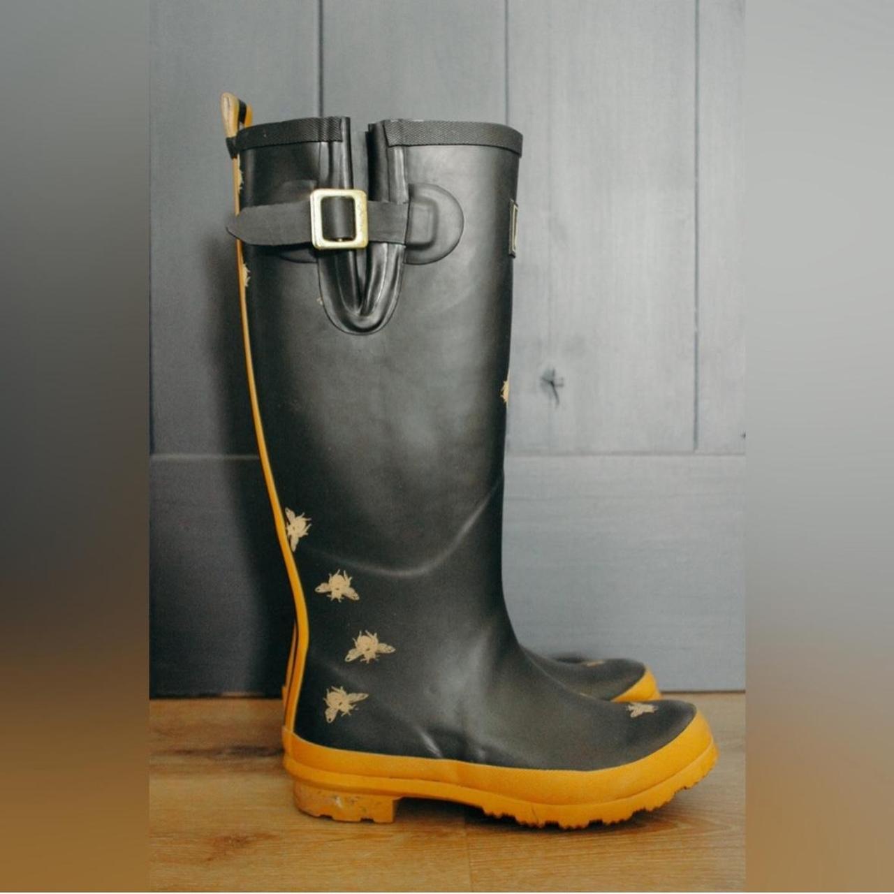 Honey bee rain boots best sale