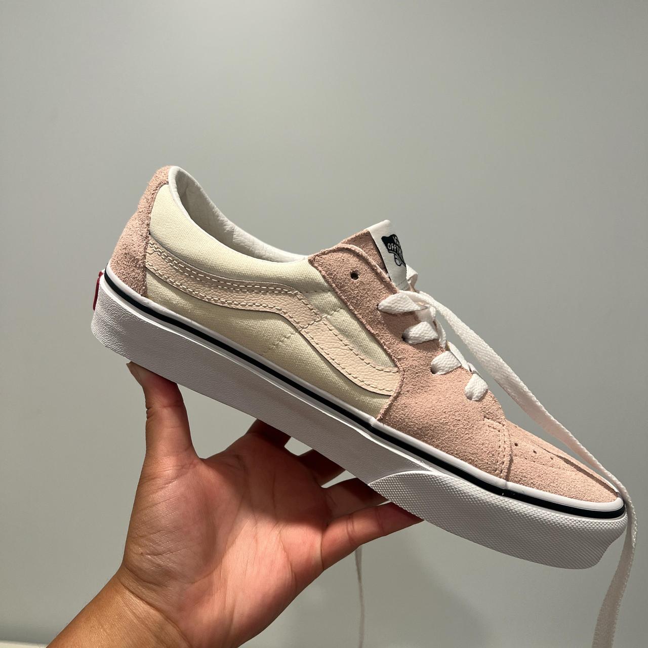 Low rose fashion vans