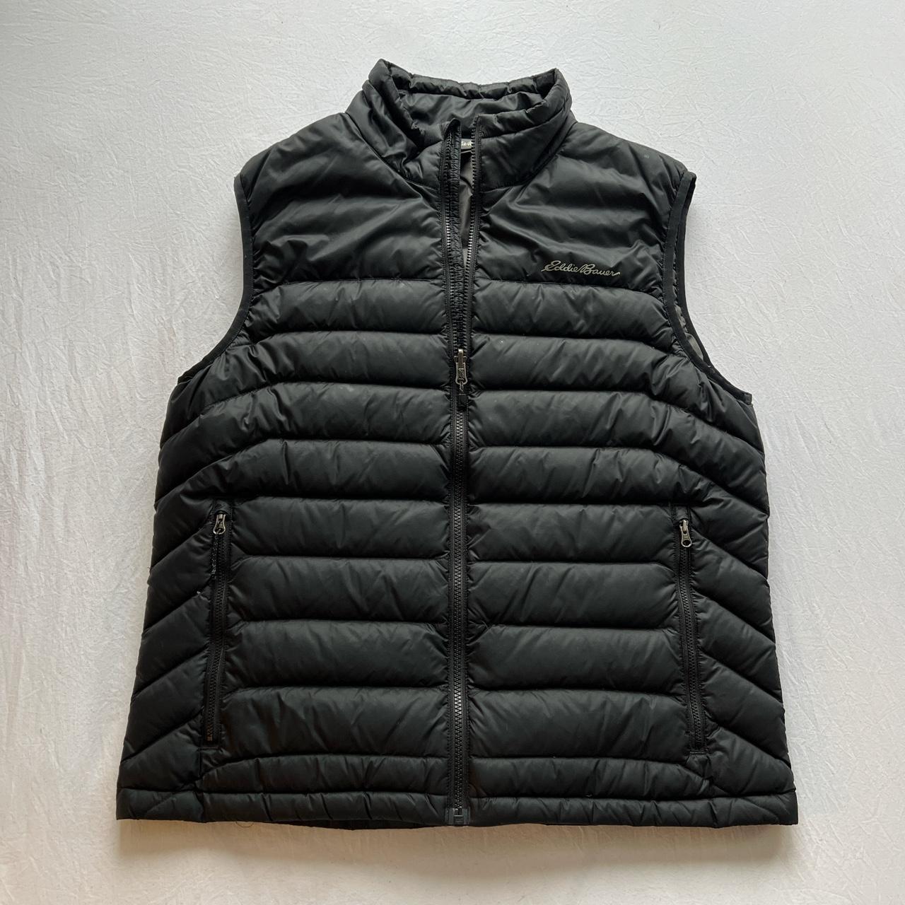 Black Eddie Bauer puffer vest very warm... Depop