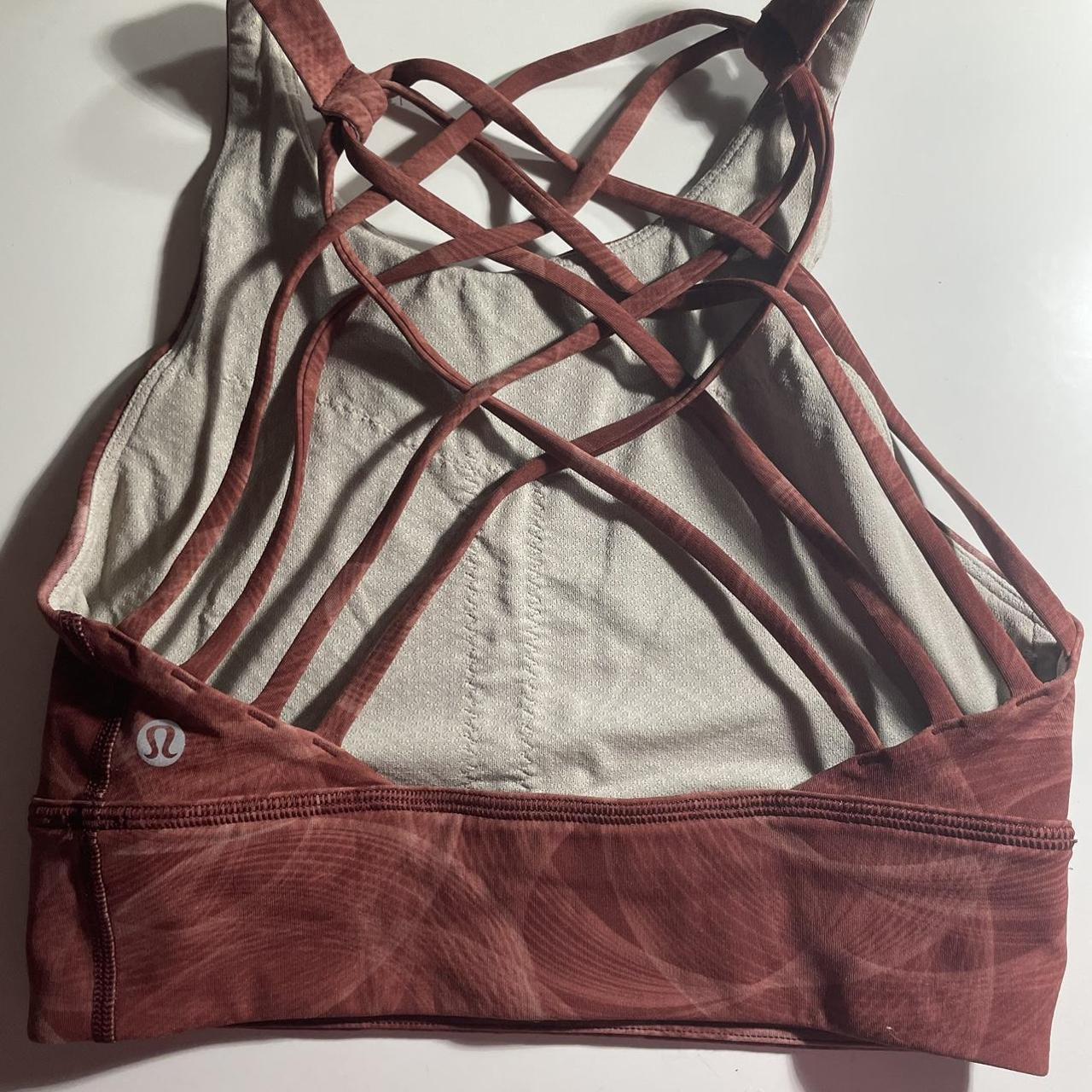 LULULEMON SPORTS BRA, SIZE 10 Super cute design. - Depop