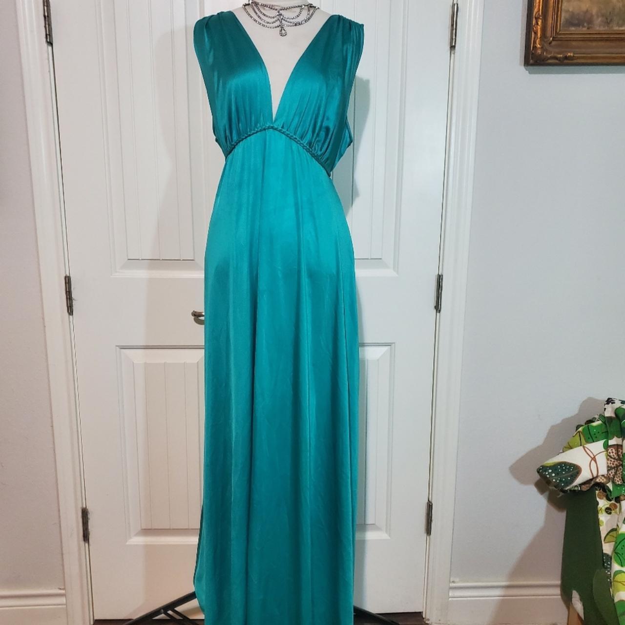 Vintage Vanity Fair Teal Blue gown Size 40 (Large)... - Depop