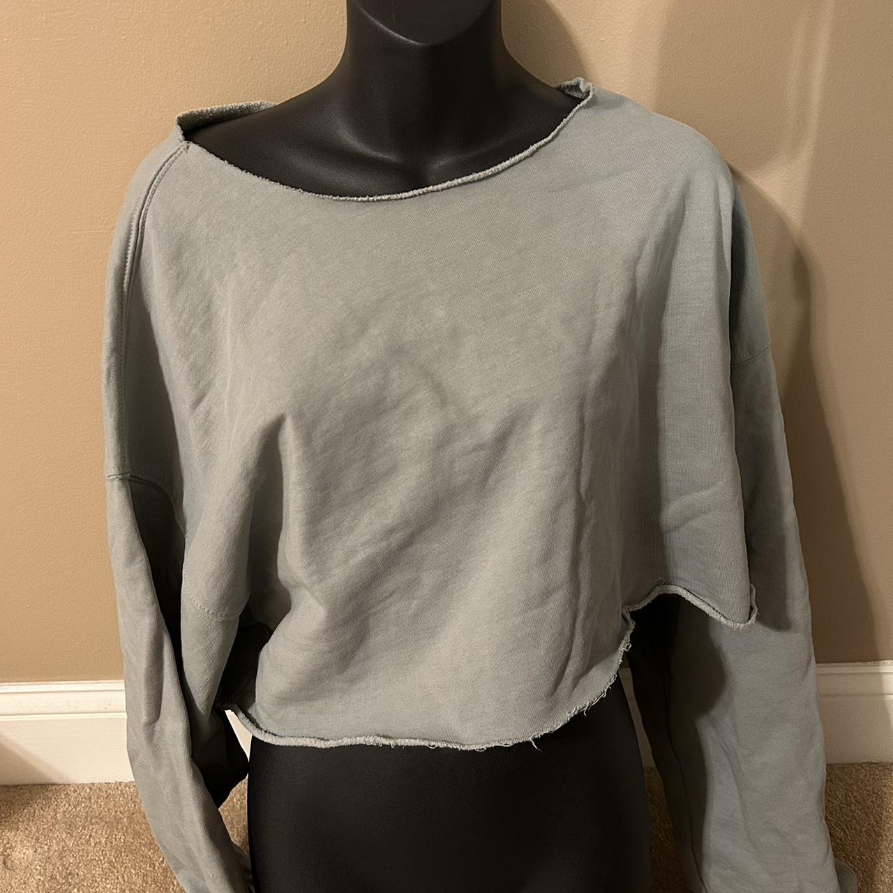 BRANDY MELVILLE cropped sweatshirt! -never worn, - Depop