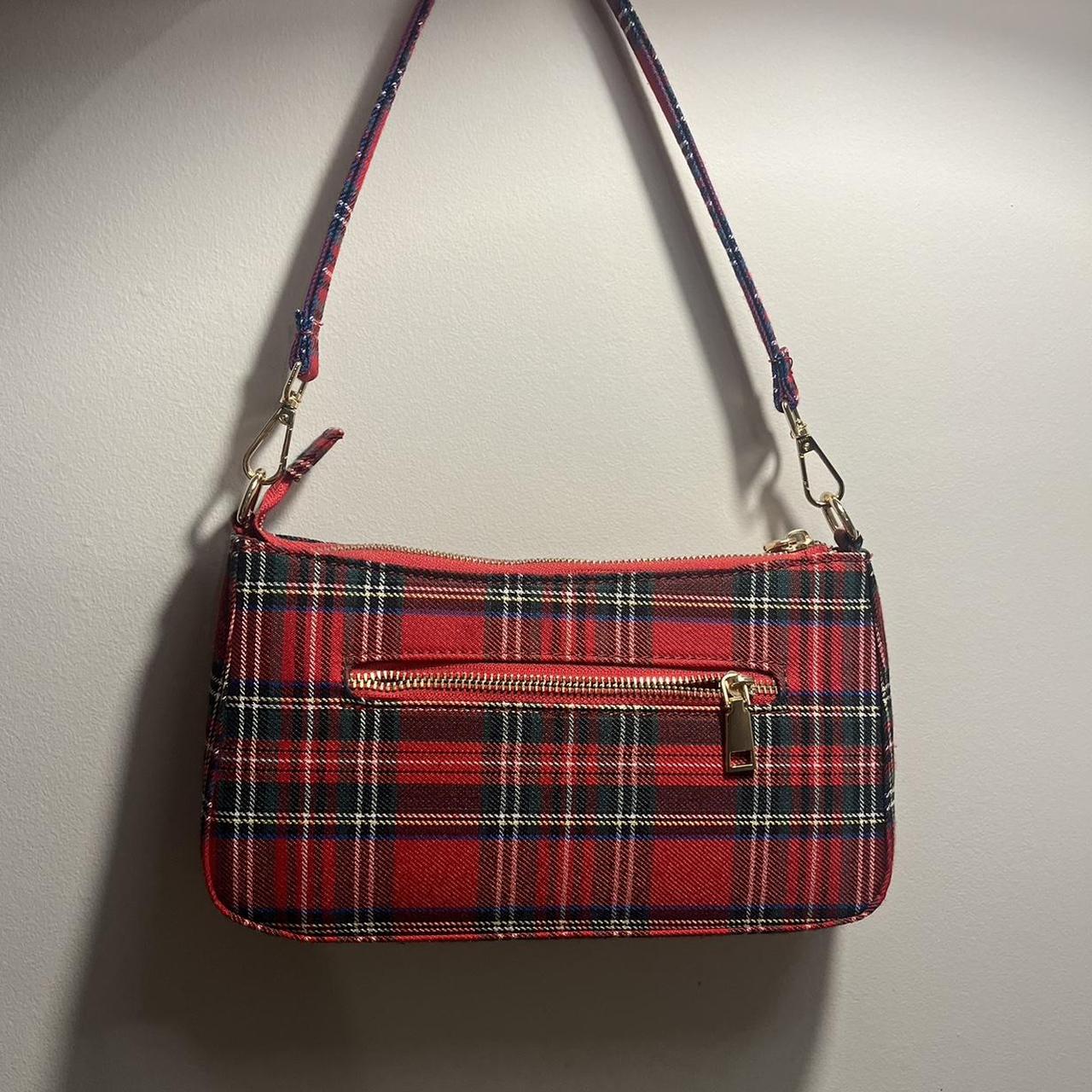 Brandy melville best sale plaid shoulder bag