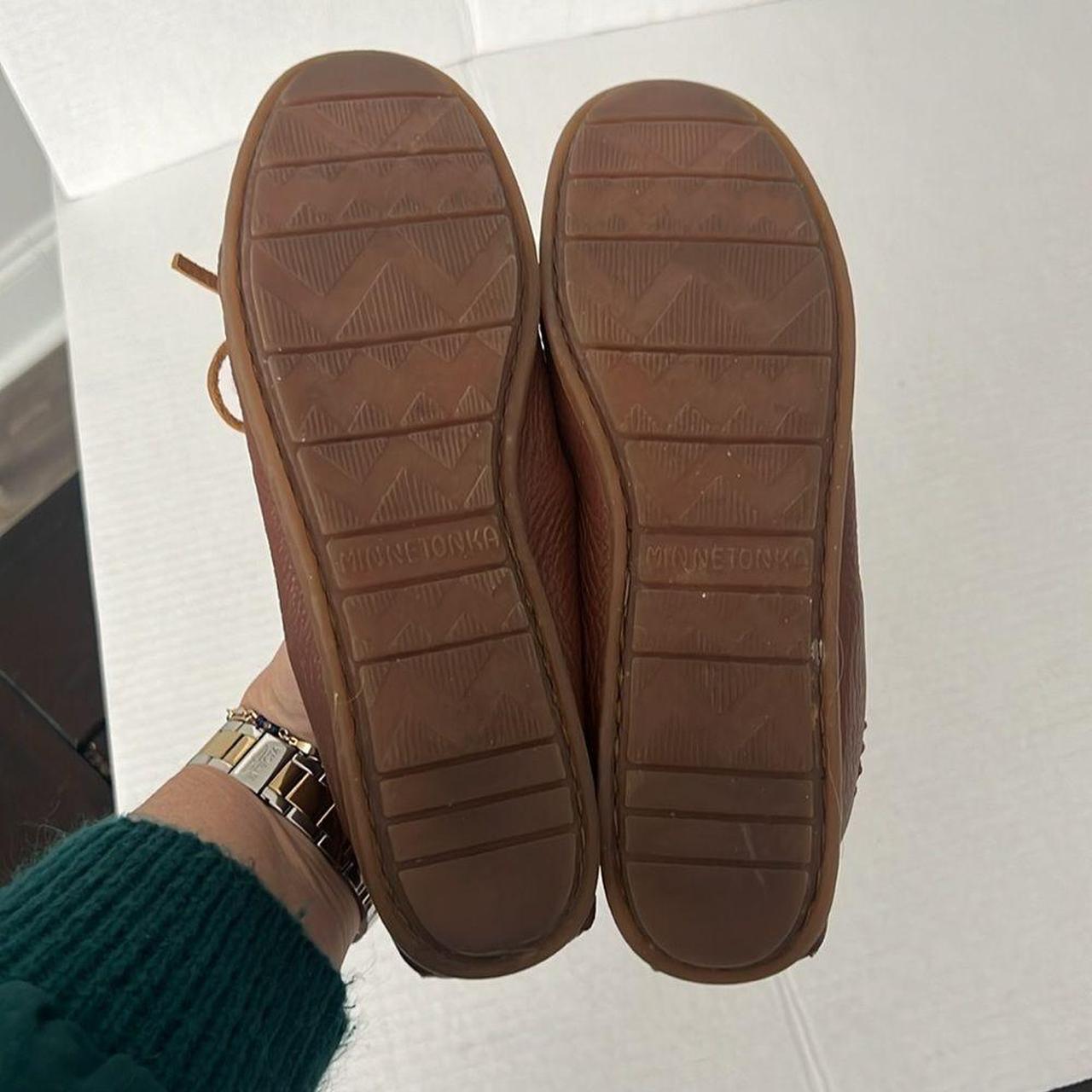 ミネトンカ　Minnetonka deerskin beaded moc Amazon.com | Minnetonka Women's Deerskin Beaded Moccasin