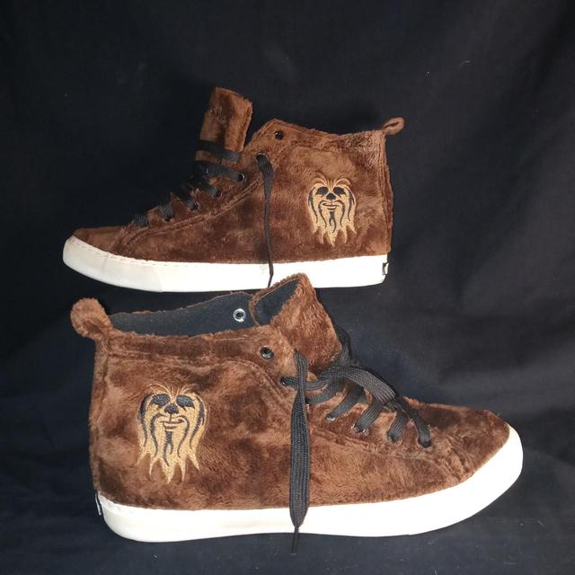 Star Wars Lucasfilm CHEWBACCA Men's Furry Face... - Depop