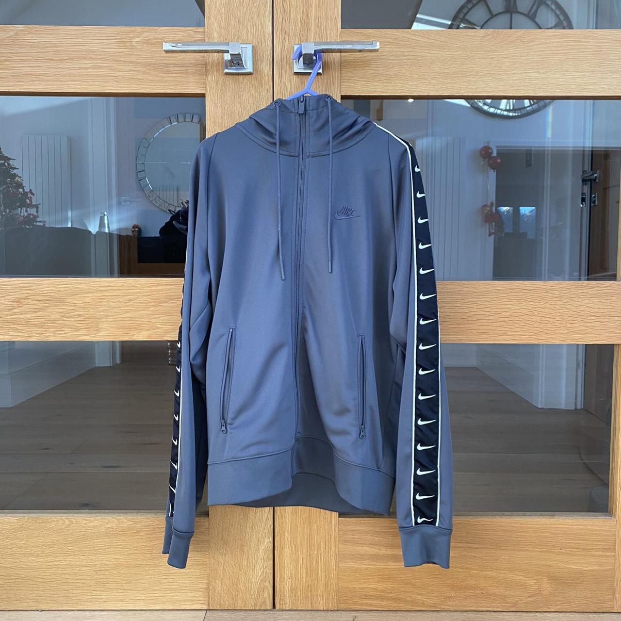 mens green nike zip up hoodie