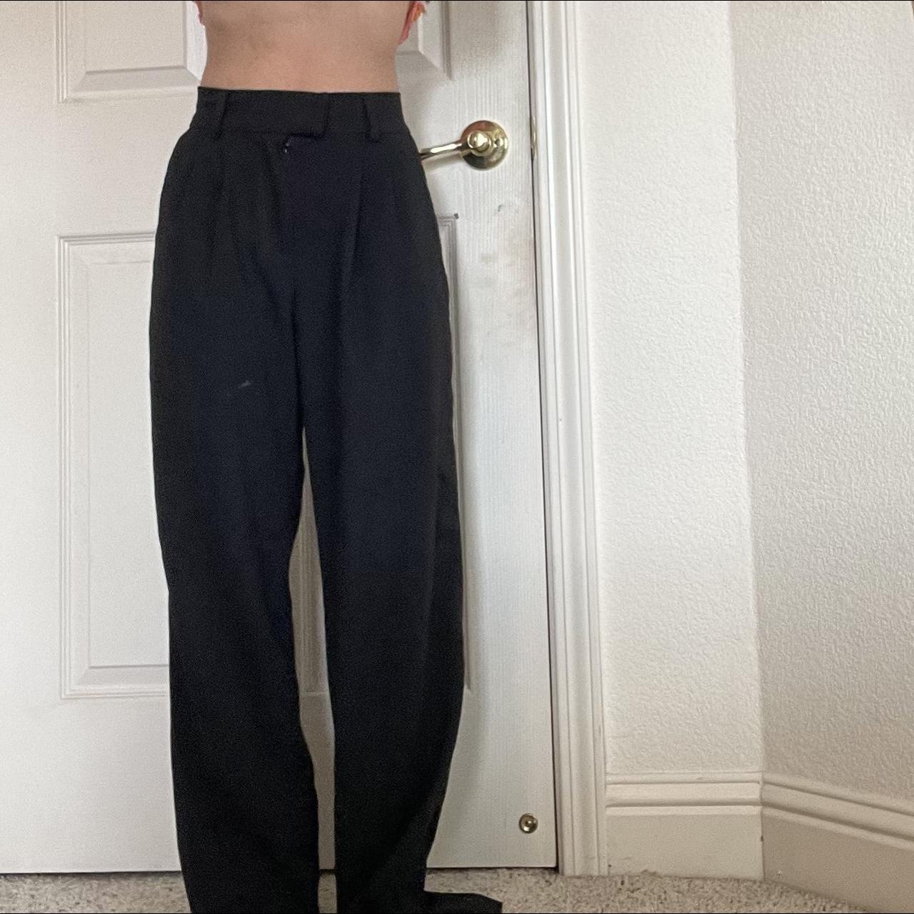 H&M Women's Black Trousers Depop