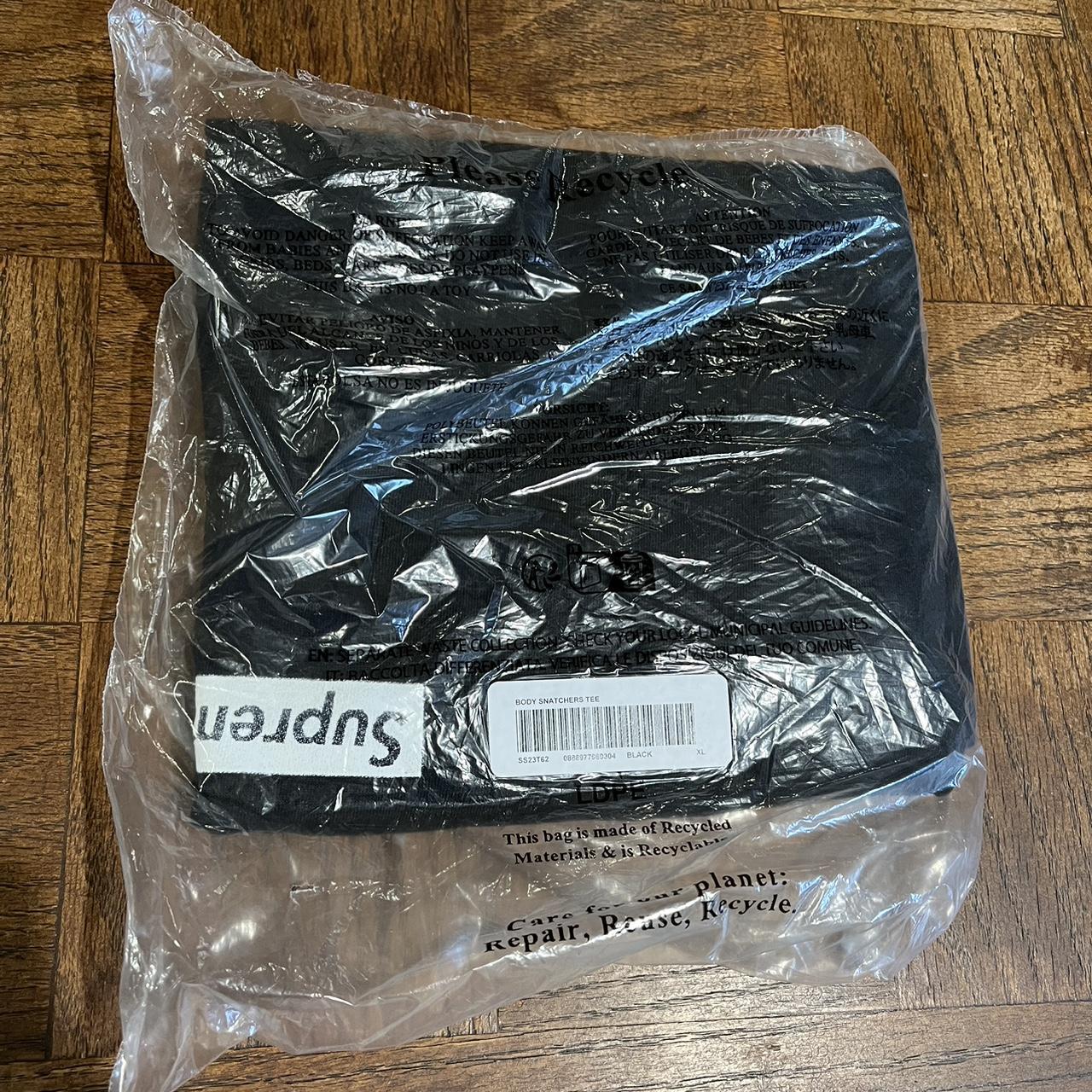 Supreme - body snatchers (black) Size - XL Brand new - Depop